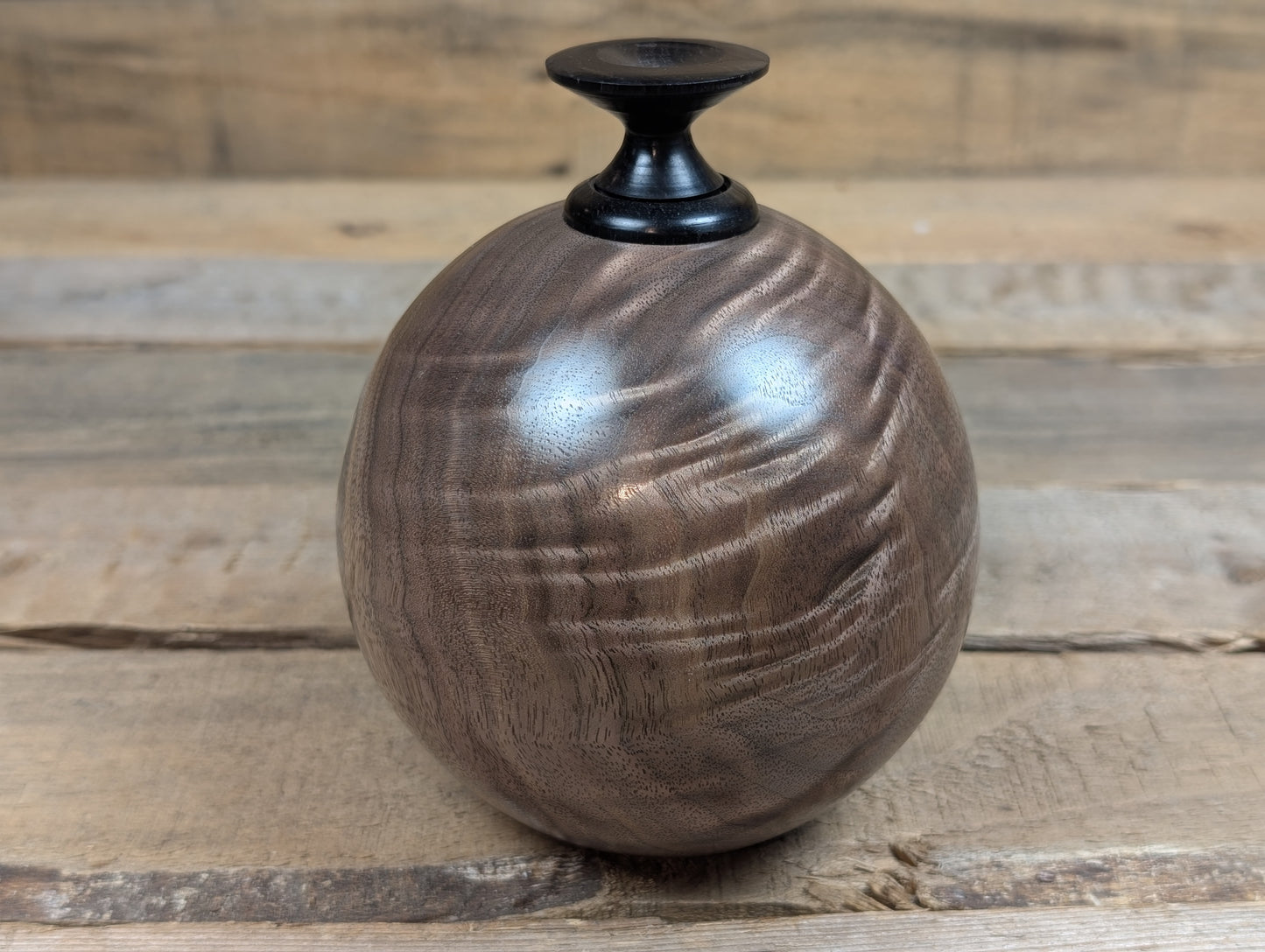 Figured bauble box
