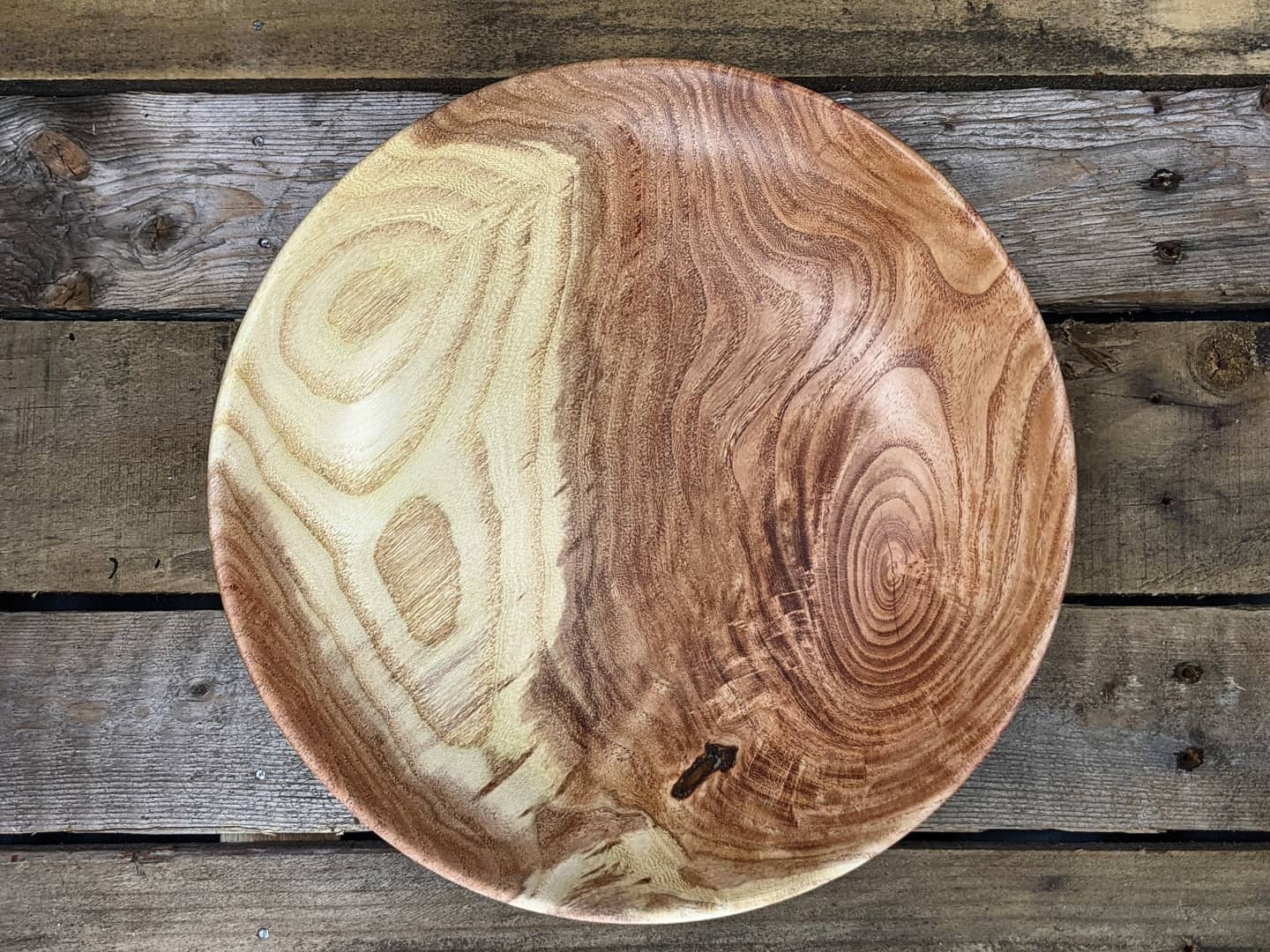 Honey locust serving dish