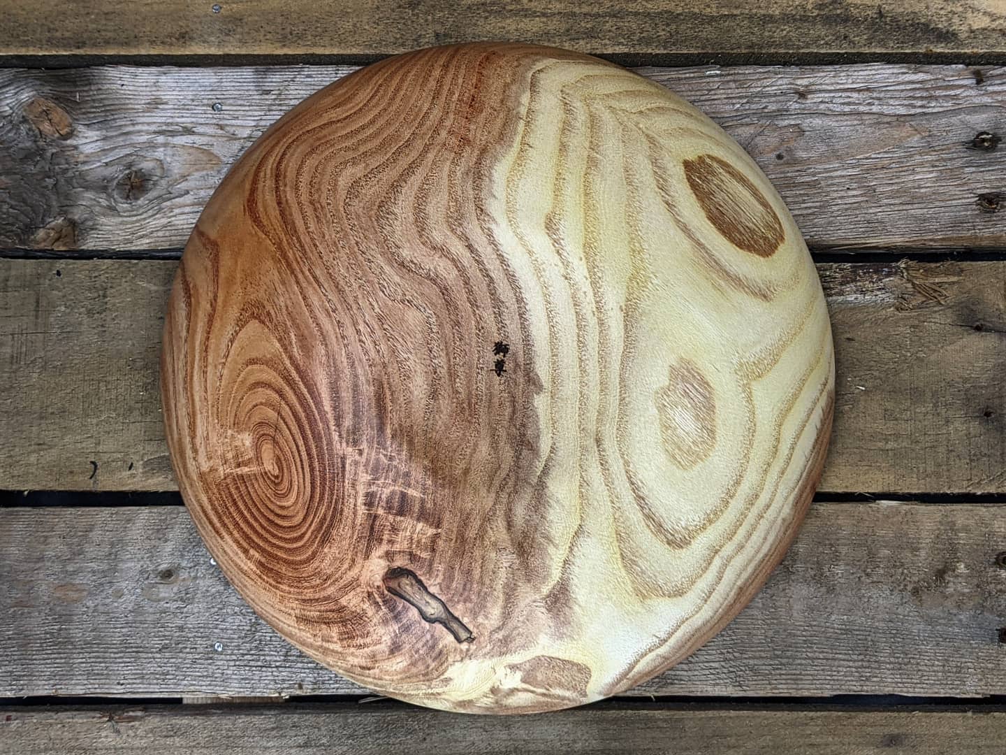 Honey locust serving dish