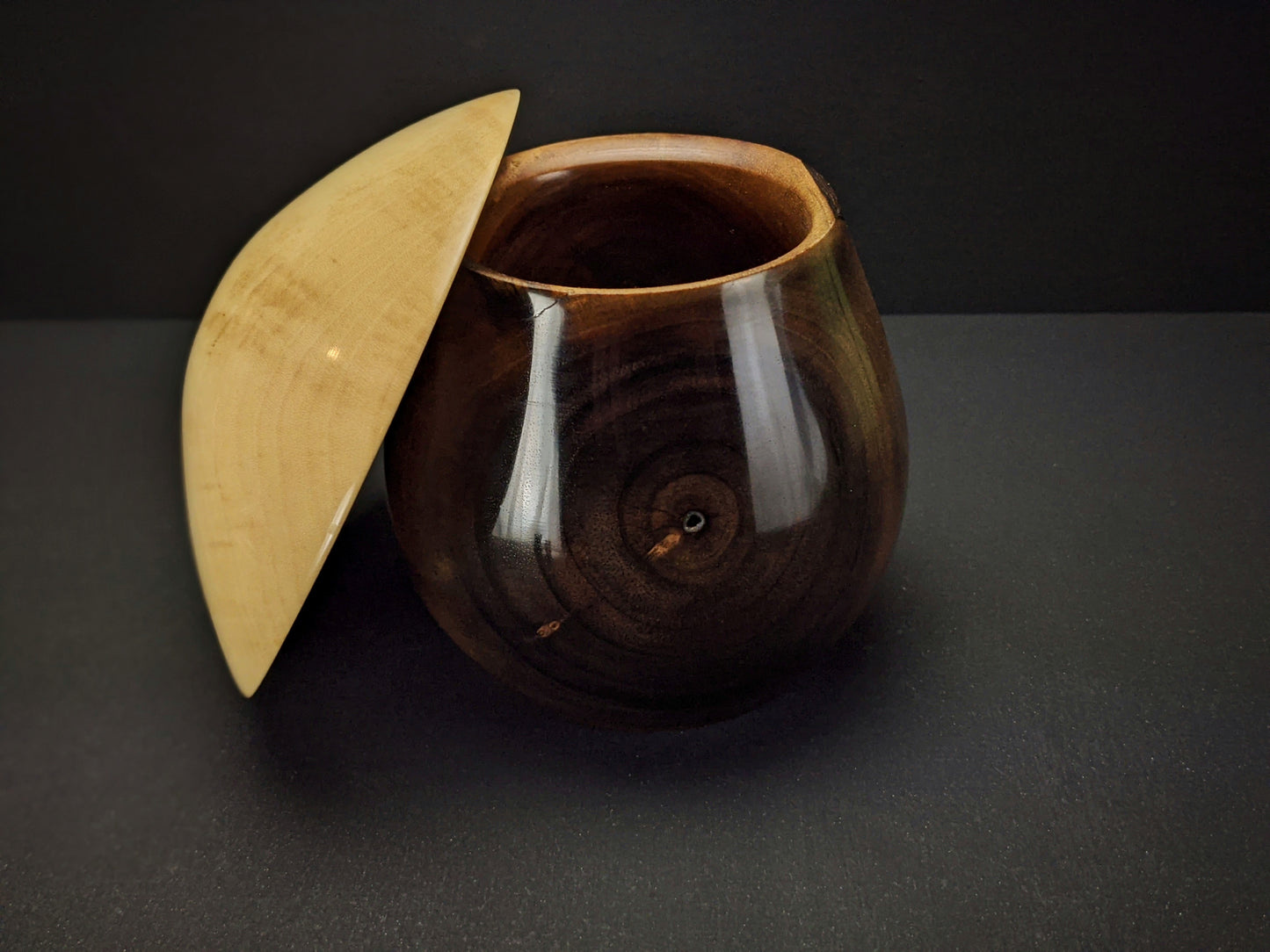 Samurai style mushroom pot
