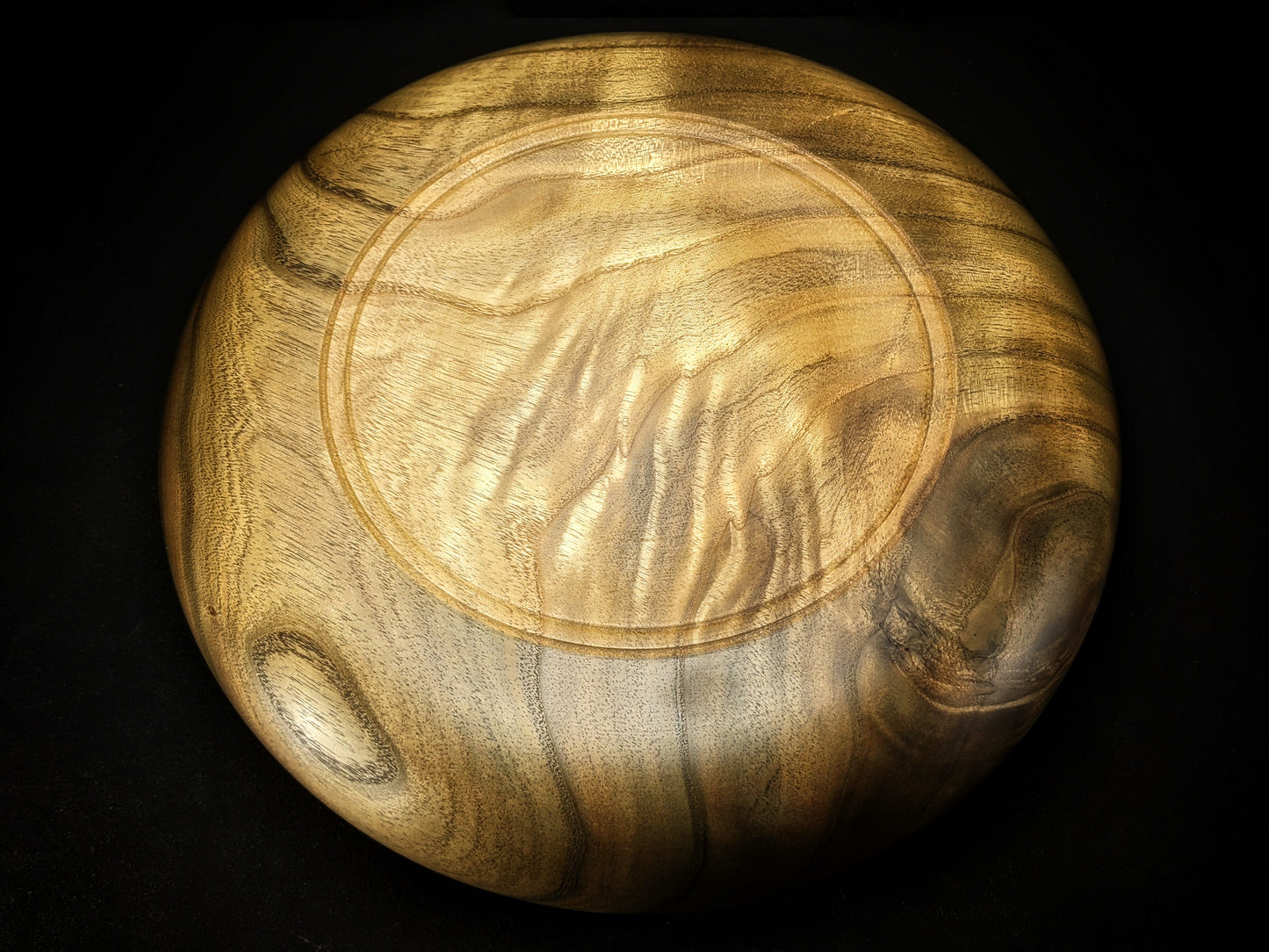 Decorative ebonized catalpa bowl