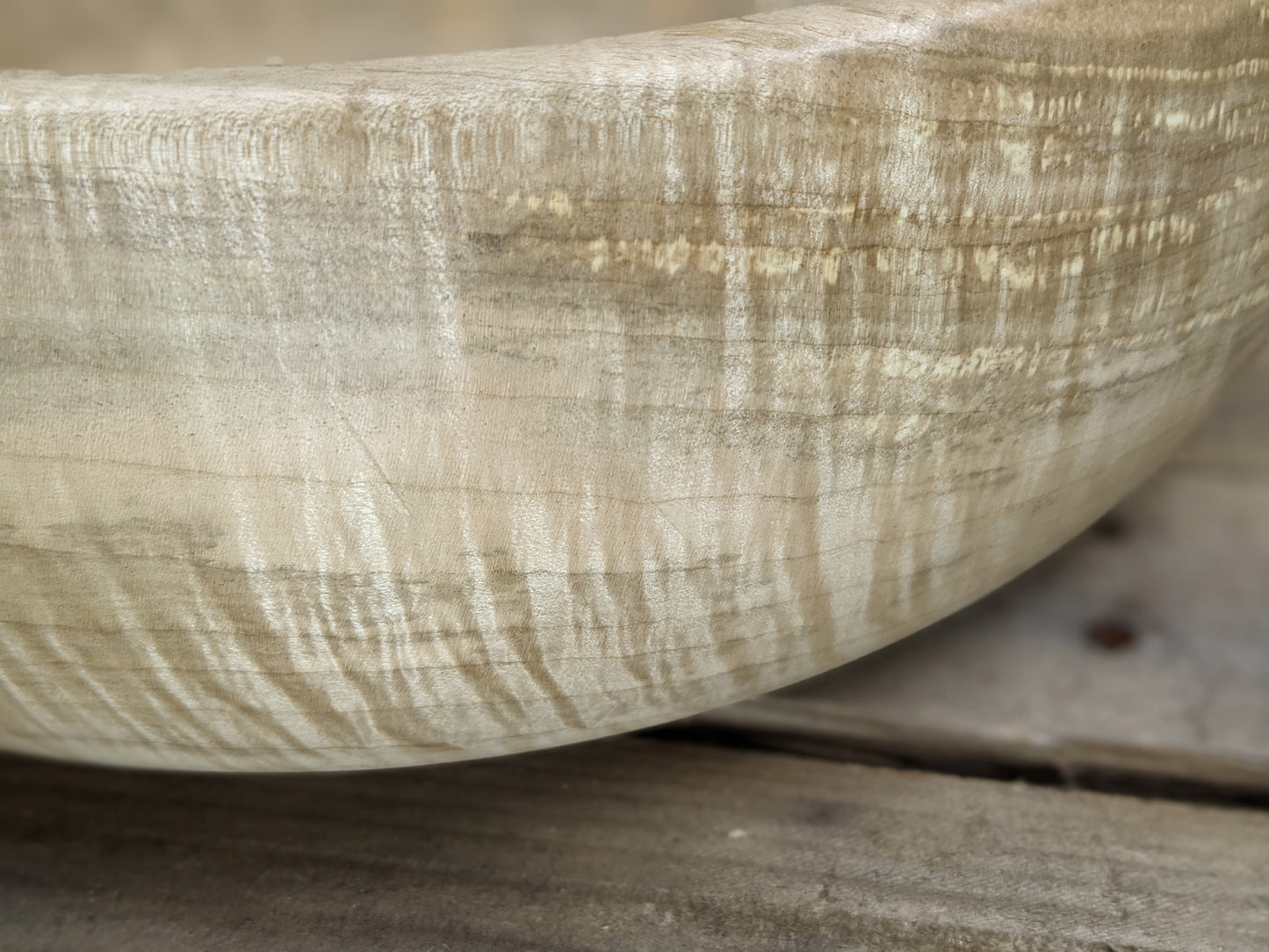 X-large silver maple flat bottomed bowl