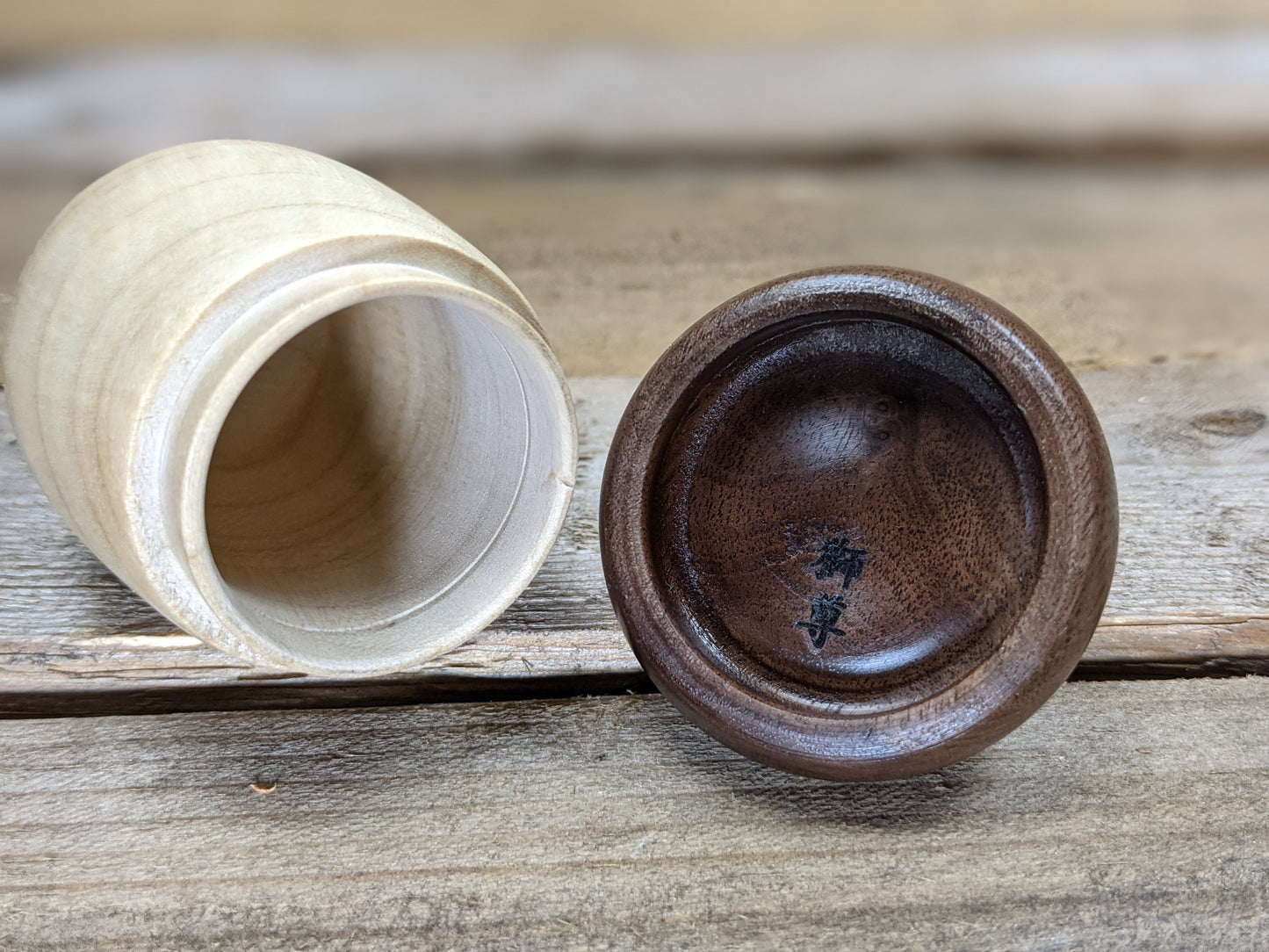Small lidded acorn box