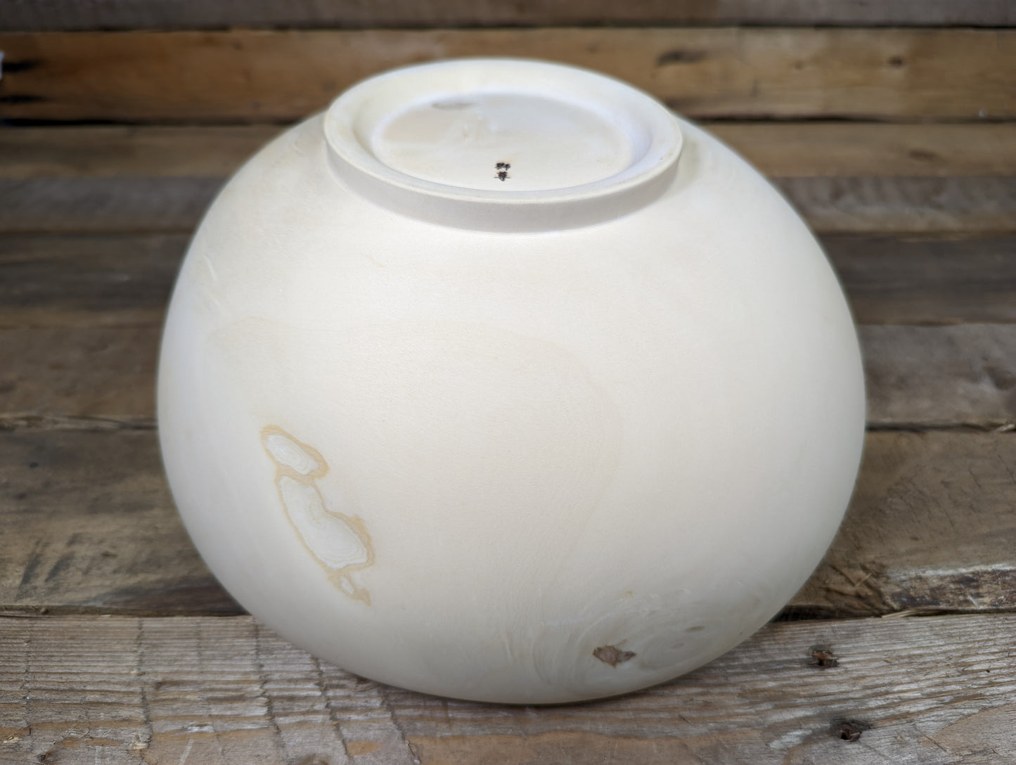 Creamy box elder bowl